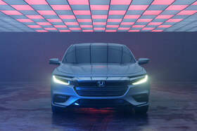 Vorderansicht des neuen Honda Insight