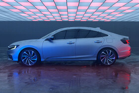 Profilansicht des neuen Honda Insight