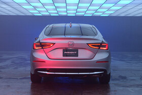 Heckansicht des neuen Honda Insight