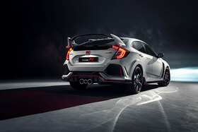 Seitliche Heckansicht des neuen Civic Type R