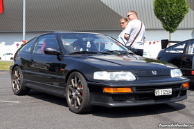 Schwarzer Honda CRX EE8 auf Sprach Felgen am EE-Meeting