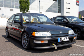 Barcelona Grüner Honda Civic EE9 mit gelben Recaro Sitzen am EE-Meeting