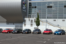 Rote Schwarze und Blaue Honda Civic EE9 und CRX EE8 am EE-Meeting