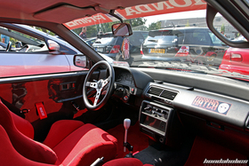 Innenraum eines Honda Civic ED6 am EE-Meeting