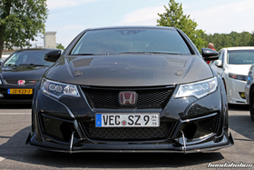 Carbon Civic Type R von vorne am EE-Meeting