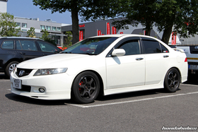 Weisser Honda Accord Type S CL9 am EE-Meeting