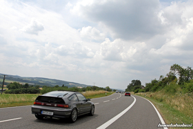 Grauer Honda CRX EE8 auf der Ausfahrt am EE-Meeting