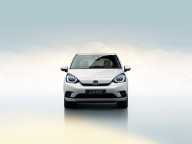 Vorderansicht des neuen Honda Jazz