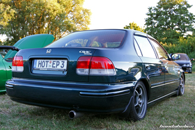 Heck einer grünen Civic Limousine am Hondapower-Treffen