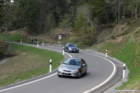 Honda Insight ZE auf einer Bergfahrt