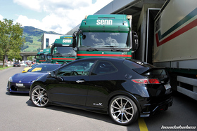 Heckansicht eines Civic FN2