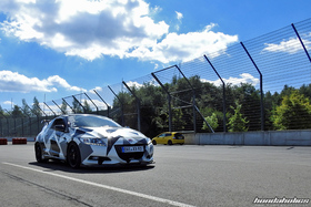 Camouflage Honda CRZ ZF1 von vorne